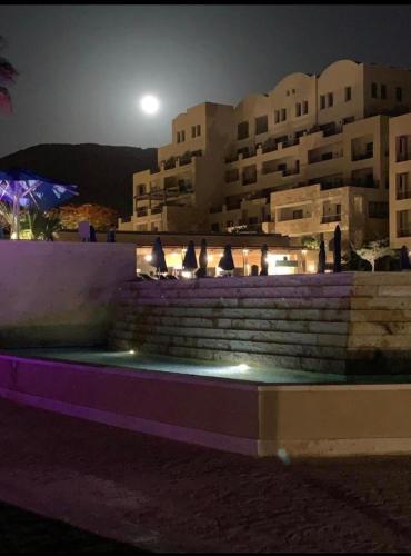 Dead Sea view Elite apartment Samara Resort traveler award 2024 in Sowayma