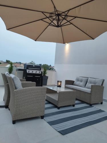 inas apartments 2