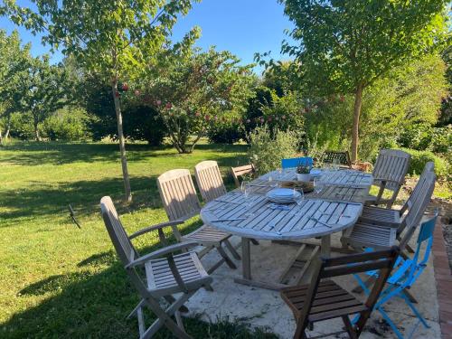 La Colline aux Licornes - Accommodation - Montbron