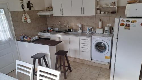 LA CASA DE LAS RETAMAS near Hermes Quijada International Airport