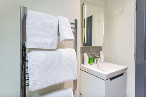 461810300 Forest Park Country Hotel & Inn, Brockenhurst, New Forest, Hampshire