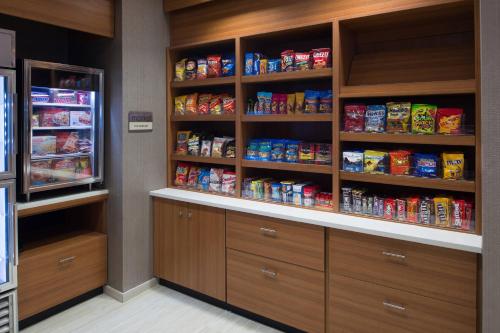 SpringHill Suites by Marriott Greensboro Airport - image 6