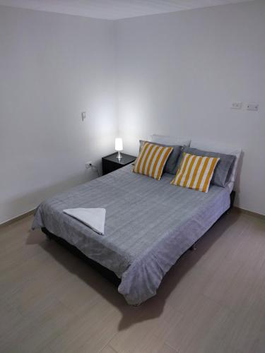Standard Queen Room image 7