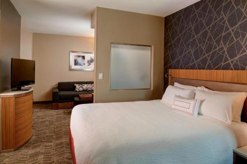 SpringHill Suites St. Louis Brentwood