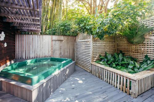Kims Beachside Retreat - 정원