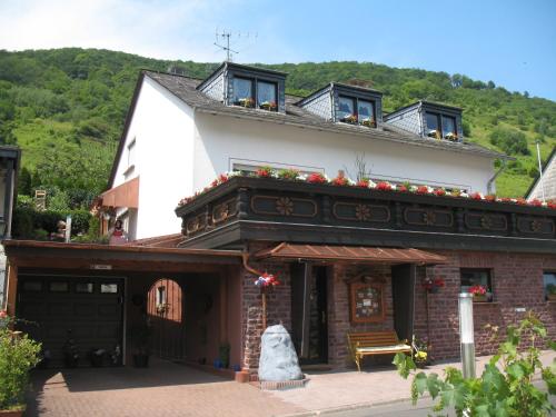 Haus Edith Kempa - Apartment - Sankt Aldegund