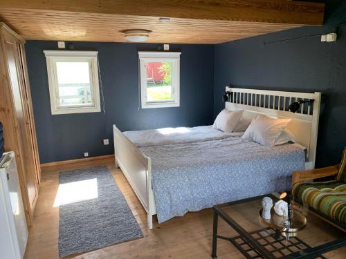 B&B Tyfta - The Blue Cabin - Bed and Breakfast Tyfta