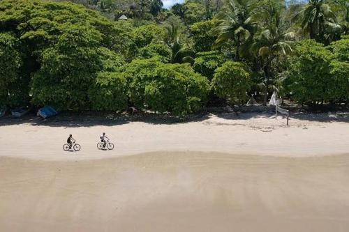 Lujo y Naturaleza Junto al Río a 10 min de Playas Montezuma y Santa Teresa