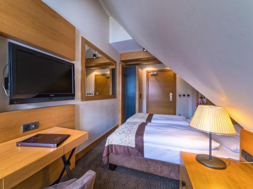 Economy Double or Twin Room