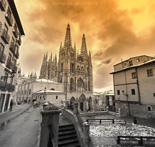 Cerca de lugares turísticos, Happy Hostal Carrales in Burgos