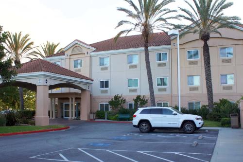 Fairfield Inn & Suites by Marriott San Francisco San Carlos