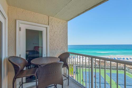 Hol. Surf & Racquet Club 717D by RealJoy - image 2