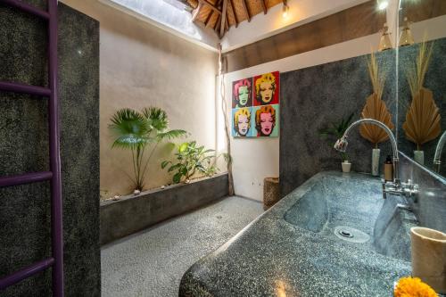 Villa with Private Pool image 5