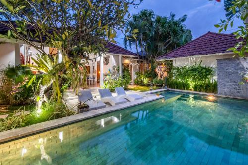 Villa with Private Pool image 1