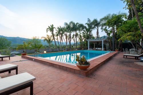 Villa with pool & jacuzzi, Taormina (zdjęcie 10)