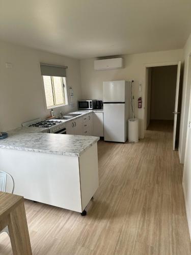 Portland Bay Lodge, 2 Bedroom Apartments in Portland