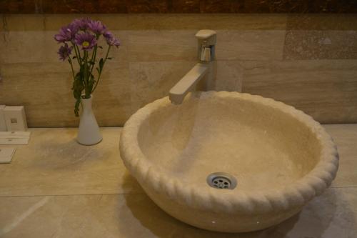 Alchemist Residence Von Goldenburg