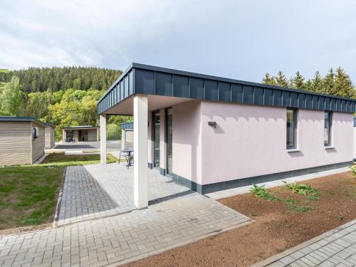 Attractive bungalow in Hallschlag near the lakebeach