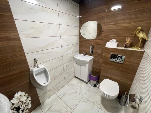 Grunok (Adults only), Pilipets (fotografie 9)