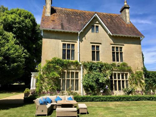Parsonage House, Badminton Acton Turville