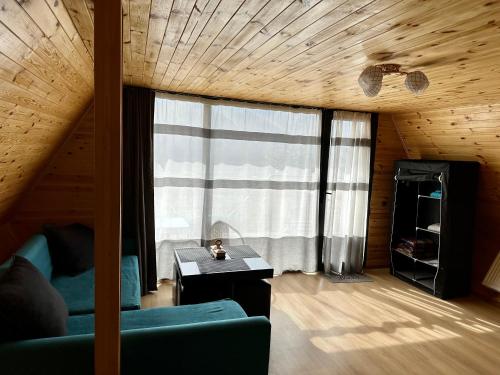 T&T cottage in 卡茲別克