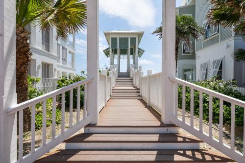 Palm House 8306 - image 12