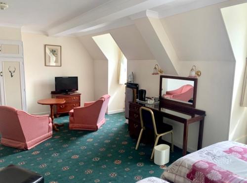 The Lochalsh Hotel - Isle of Skye