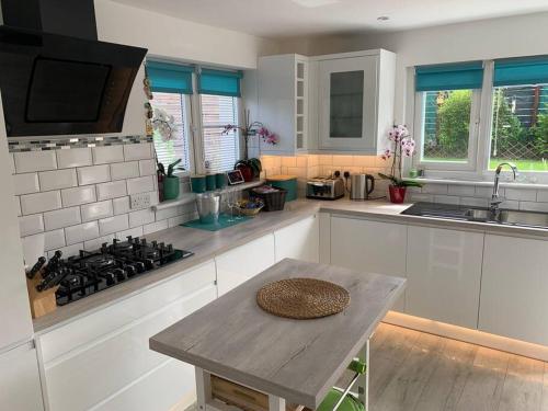Beautiful home in South Queensferry near La Barca