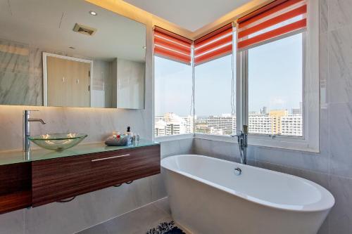 Grande Carribean sea view apartments Jomtien beach - 화장실