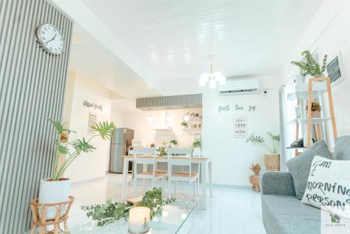 DGM AirBnB Urdaneta Pangasinan - Baler
