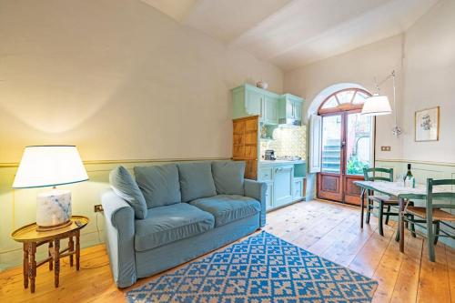 Central and cosy Pied-à-terre w/ Free parking