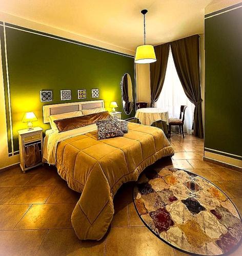 Classic Triple Room image 2