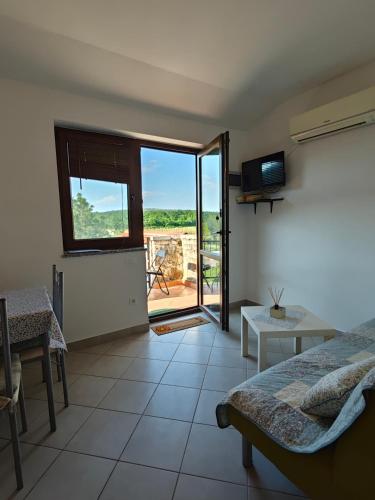 周邊環境, 貝萬達公寓 (Apartments Bevanda) in 巴萊