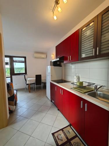 廚房, 貝萬達公寓 (Apartments Bevanda) in 巴萊