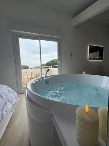 Lovicea Balneo Suite, 200m plage near Il Paradiso