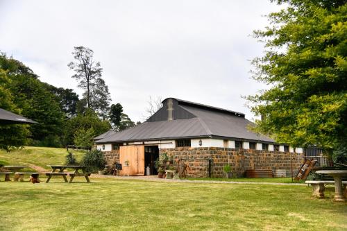 Εξωτερική όψη, The Knoll Historic Guest Farm in Χόβικ