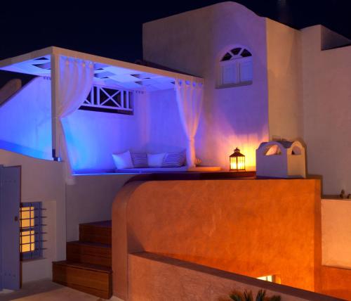 Oia Mansion - image 4