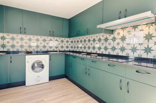 kuhinja, Charming Nerja Hostel in Nerja