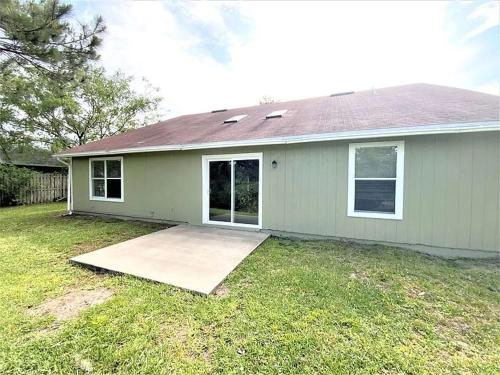 Private owner looking for a responsible tenant.