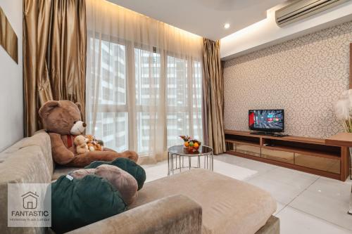 Regalia Residence at KLCC View Sky Pool by KC - image 3