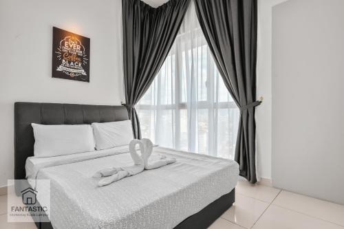 Regalia Residence at KLCC View Sky Pool by KC - image 10