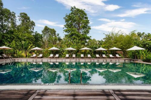 Swimming pool, Farmhouse Resort & Spa in Kampong Chhnang