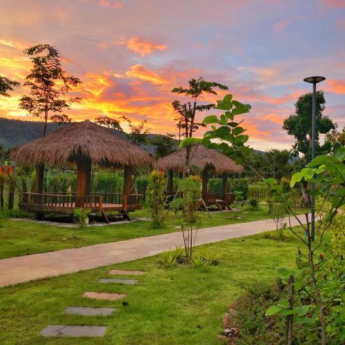 Kampot Tropical Village