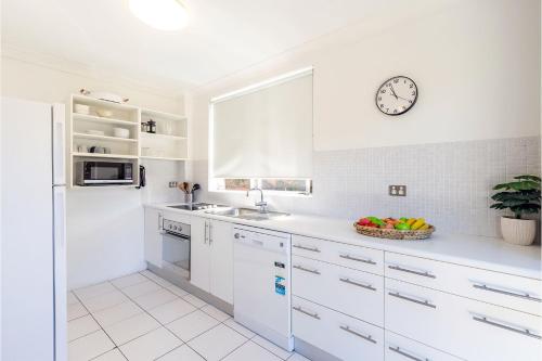 Fingal Bay Coastal Retreat 1 12 Marine Dr fantastic ground floor duplex - image 5