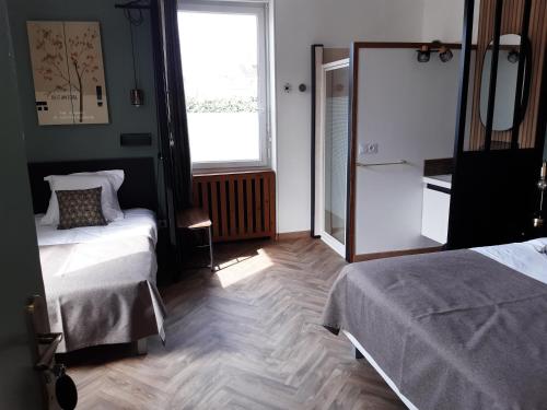 Triple Room with Shower