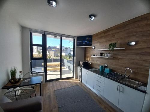 keuken, Walvis Bay Wind Beggars in Walvis Bay