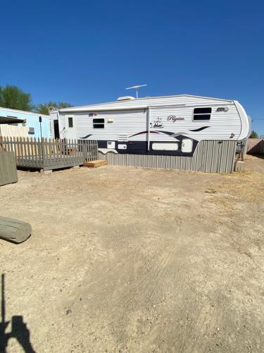 Super saver fifth wheel. near คาสิโน เดล โซล