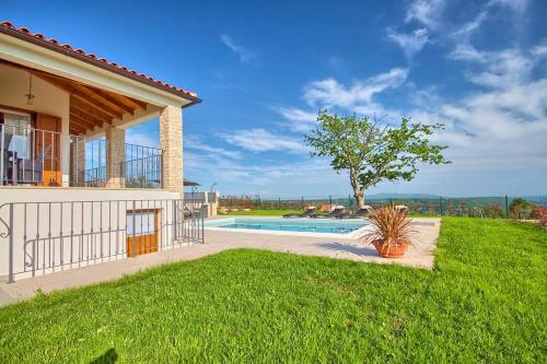 Casa Leone by Istra Vacation in Sutivanac