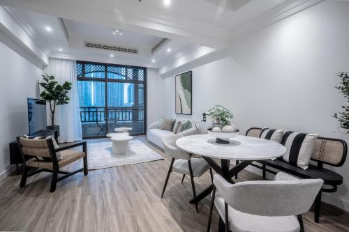 LUXFolio Retreats - Brand New - Full Burj View - image 3
