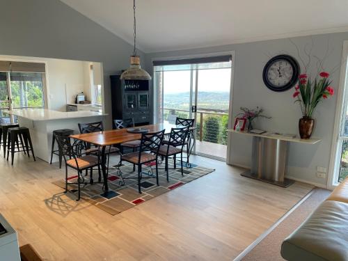 The Hillside Retreat 3